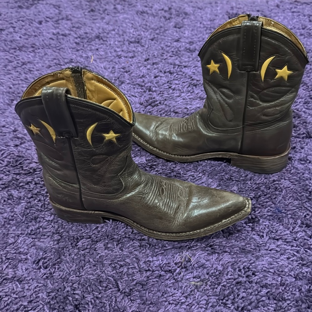 Woman’s Loblan Stars and Moon Western Ankle Boots Style 2584  Sz 6.5